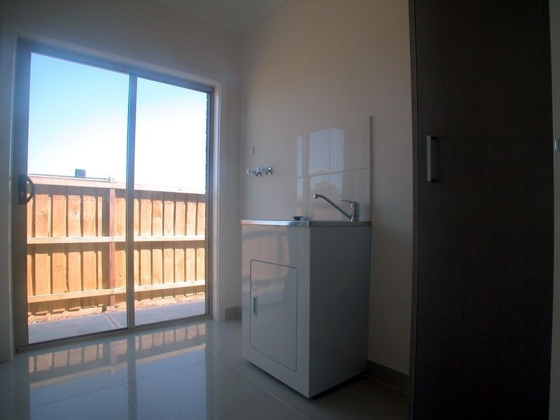 27 Wallaroo Street, Doreen VIC 3754