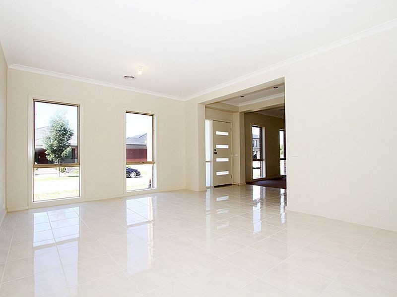 45 Suncroft Drive, Lalor VIC 3075