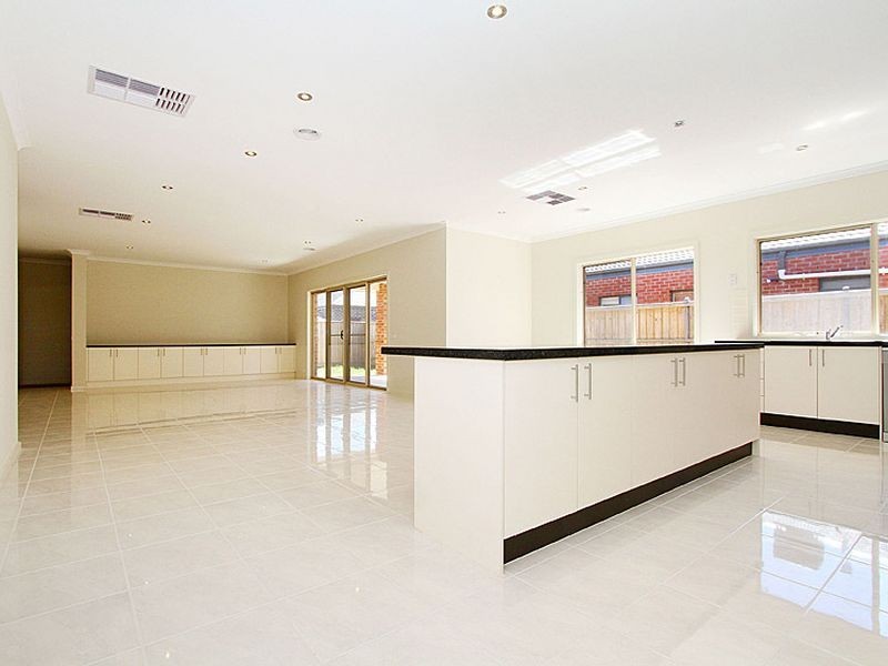 45 Suncroft Drive, Lalor VIC 3075