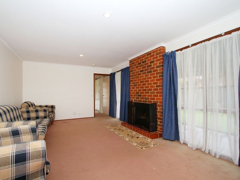 10 Nandina Court, Mill Park VIC 3082