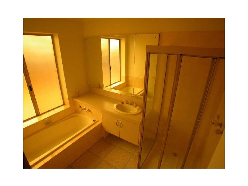 20 Horseshoe Crescent, Epping VIC 3076