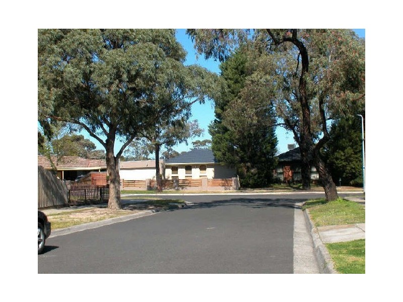 3 Skipton Court, Mill Park VIC 3082