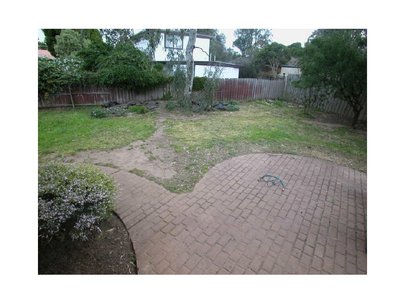 3 Skipton Court, Mill Park VIC 3082
