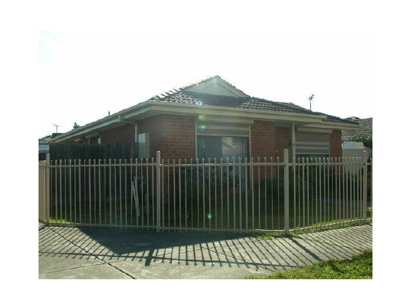 23 Gillwell Road, Lalor VIC 3075