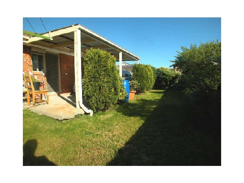 23 Gillwell Road, Lalor VIC 3075
