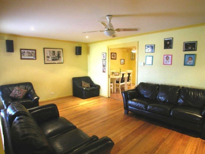 10 Garrett Court, Mill Park VIC 3082