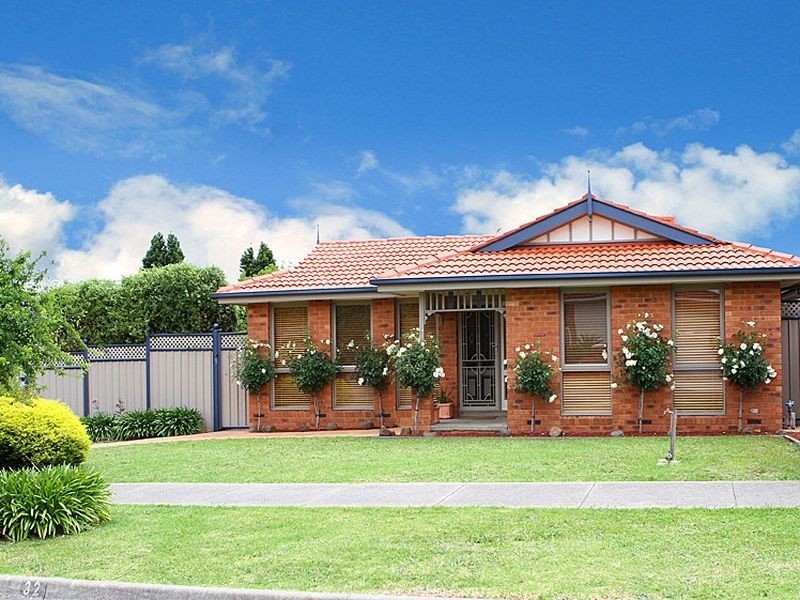32 Azalea Avenue, Mill Park VIC 3082