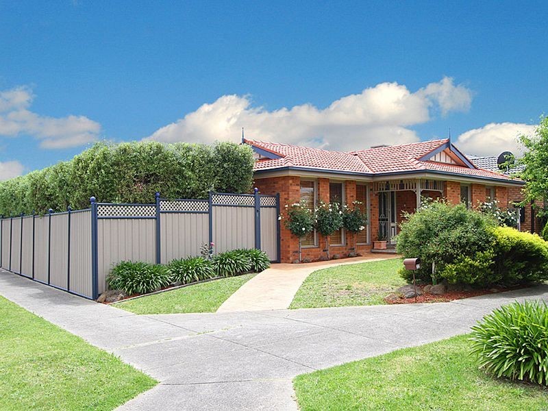 32 Azalea Avenue, Mill Park VIC 3082