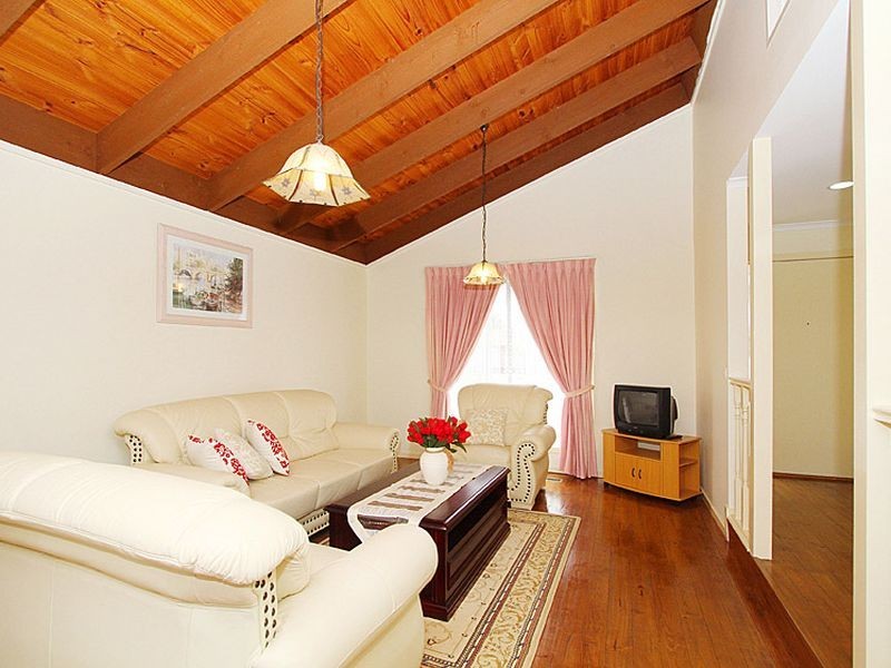 89 Moorehead Drive, Mill Park VIC 3082