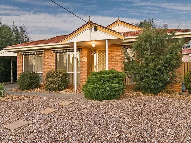 13 Marsden Court, Mill Park VIC 3082