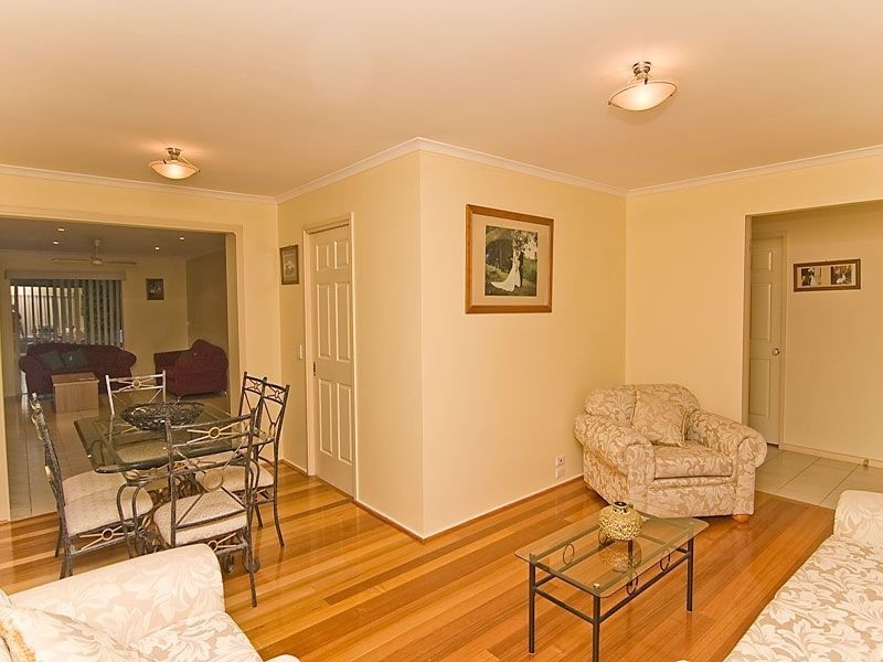 13 Marsden Court, Mill Park VIC 3082