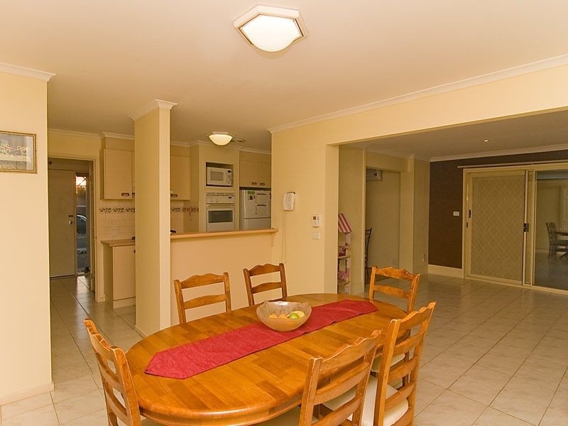 13 Marsden Court, Mill Park VIC 3082