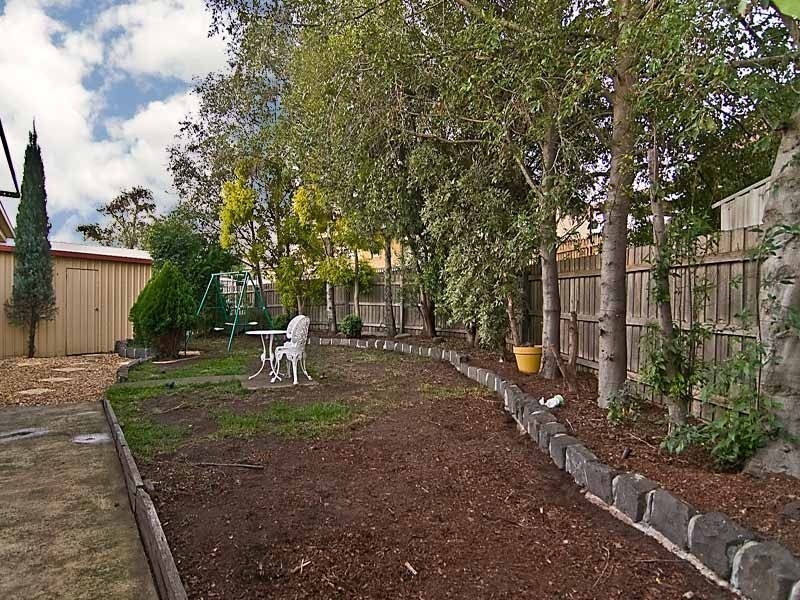 13 Marsden Court, Mill Park VIC 3082