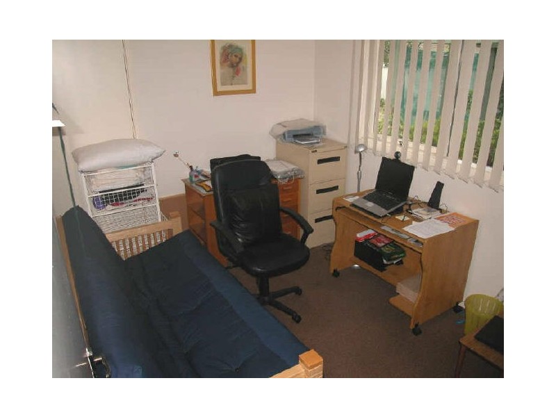 9 Higgs Avenue, Mill Park VIC 3082