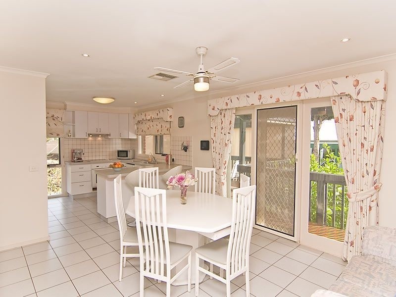 5 Spaniel Court, Mill Park VIC 3082