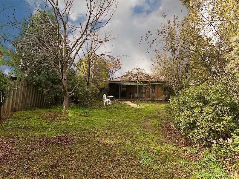 7 Canary Court, Mill Park VIC 3082