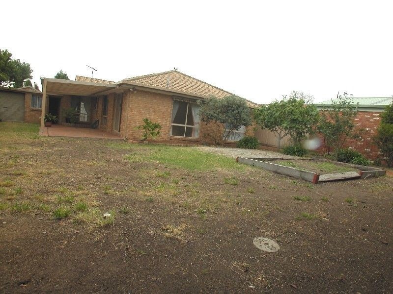 47 Allwyn Crescent, Mill Park VIC 3082