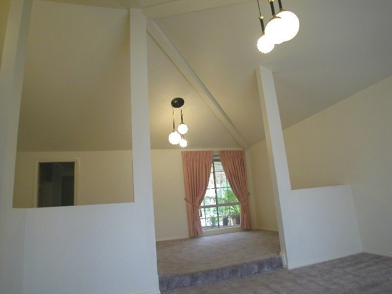 47 Allwyn Crescent, Mill Park VIC 3082