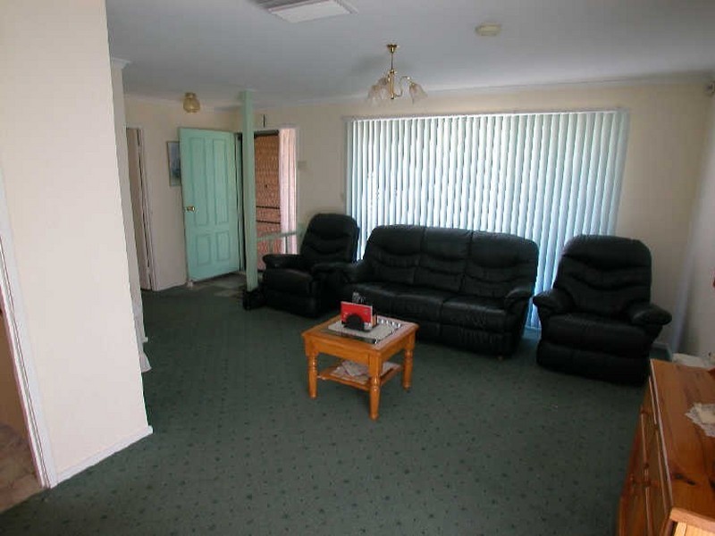 117 Roycroft Avenue, Mill Park VIC 3082