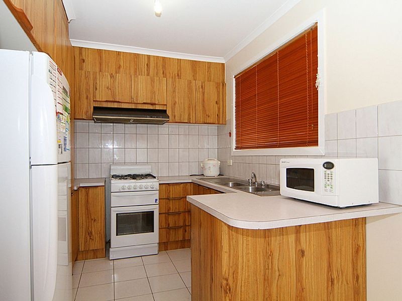 1/30 Appletree Drive, Mill Park VIC 3082