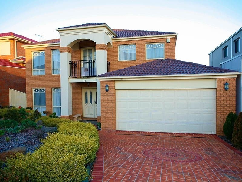 13 Narelle Court, Mill Park VIC 3082