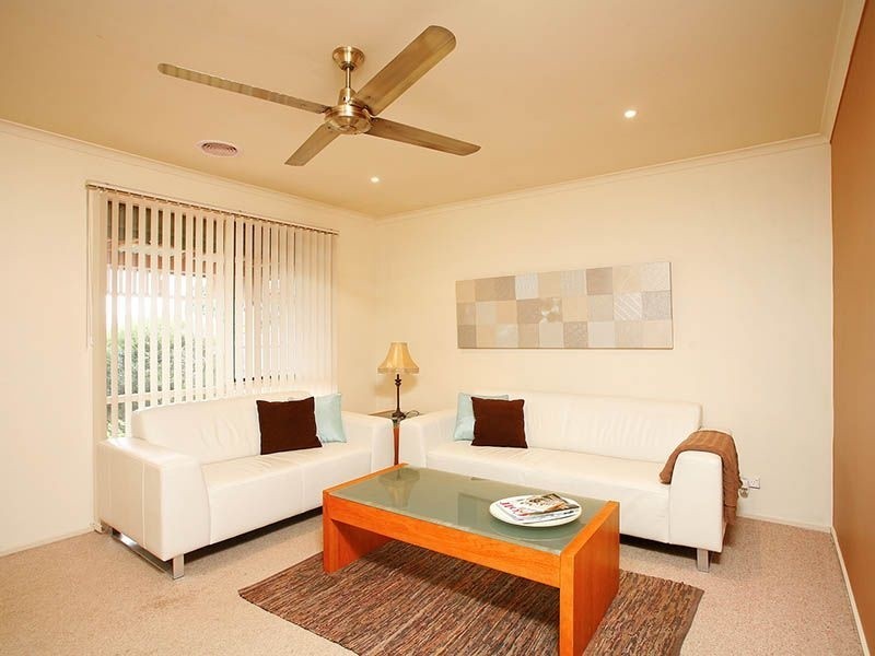 9 Marsden Court, Mill Park VIC 3082