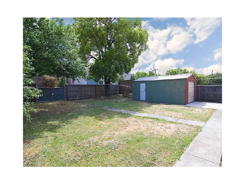 2 Lyking Street, Pascoe Vale VIC 3044