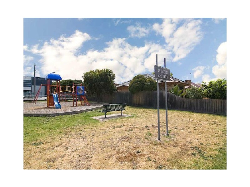 2 Lyking Street, Pascoe Vale VIC 3044