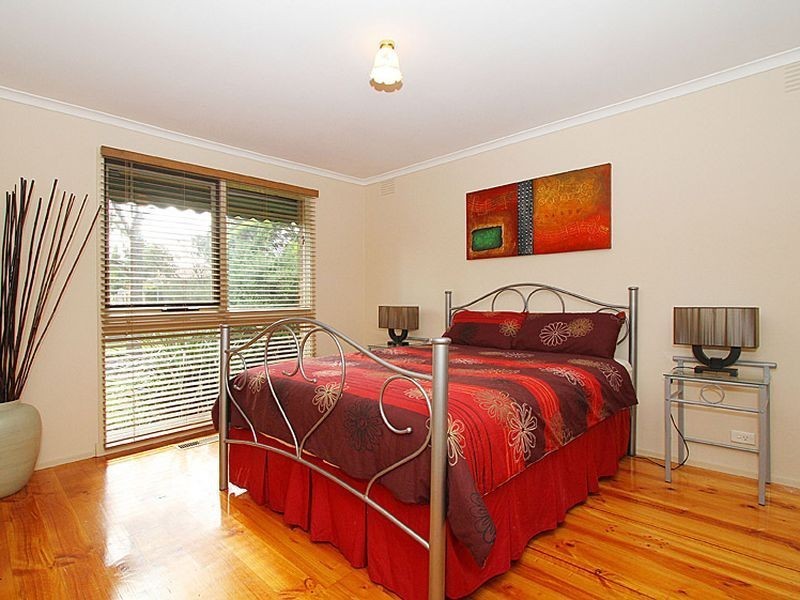 121 Mill Park Drive, Mill Park VIC 3082
