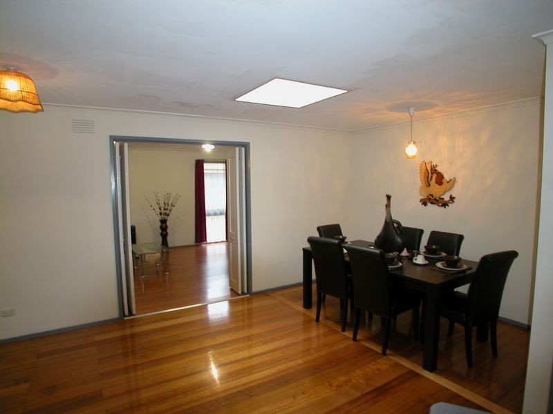 3 Berry Court, Mill Park VIC 3082