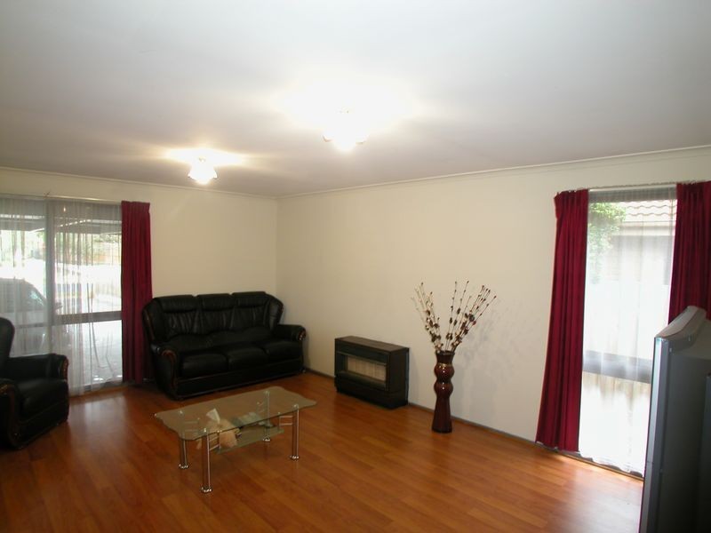 3 Berry Court, Mill Park VIC 3082