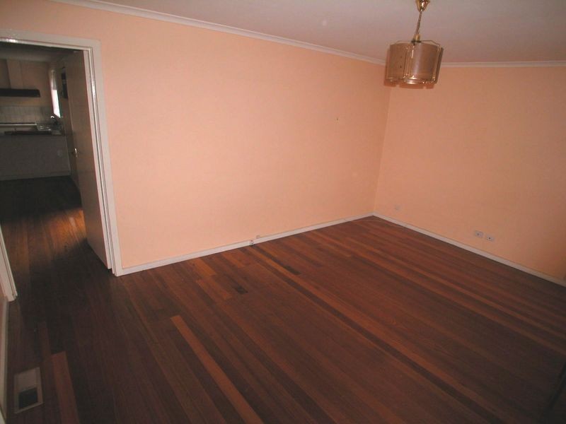 122 Redleap Avenue, Mill Park VIC 3082