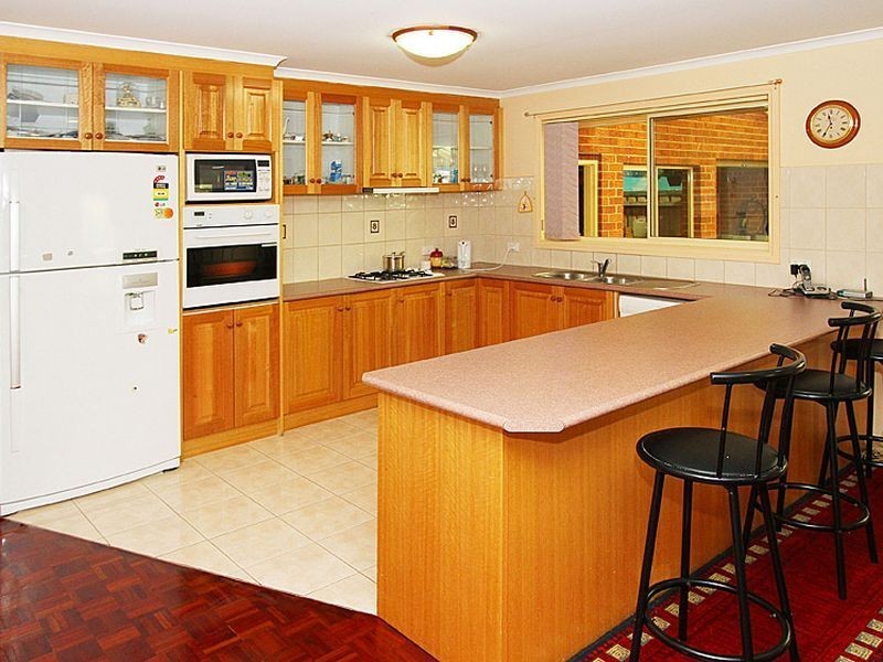 13 St Claire Avenue, South Morang VIC 3752