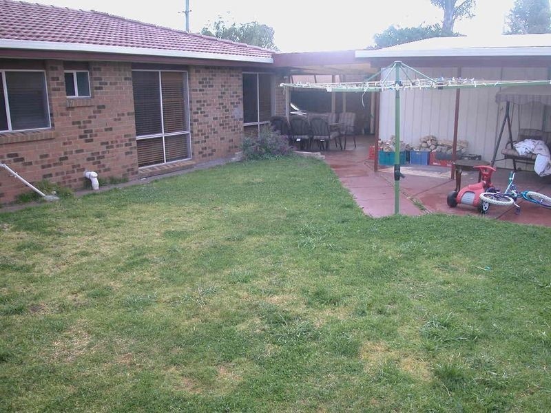 20 Pommell Crescent, Epping VIC 3076