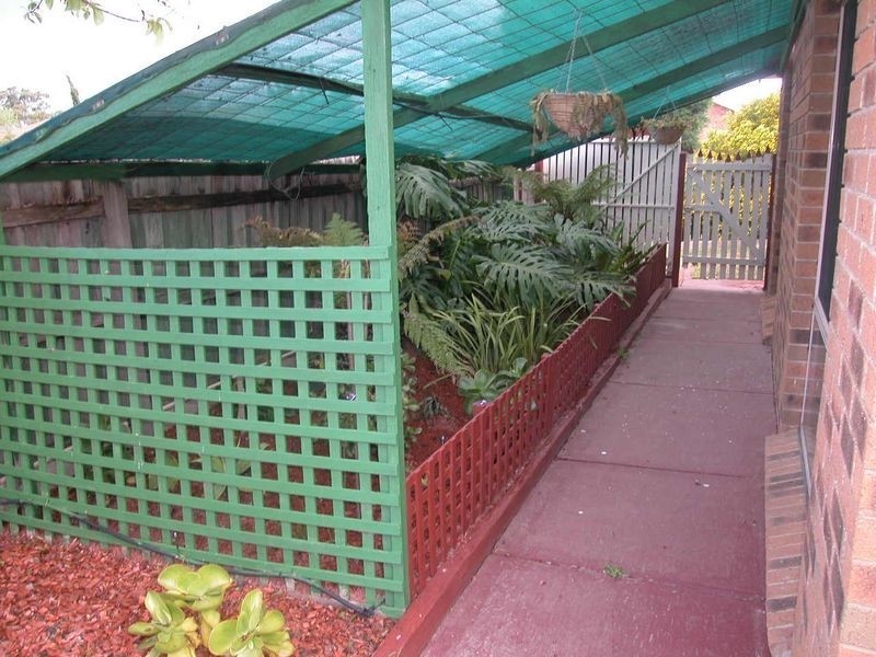 20 Pommell Crescent, Epping VIC 3076