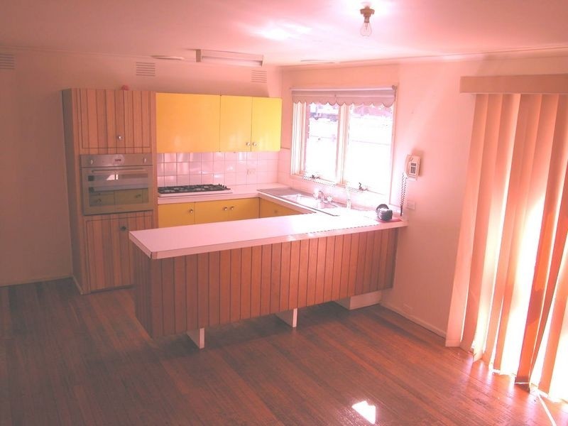 4 Newhaven Court, Mill Park VIC 3082