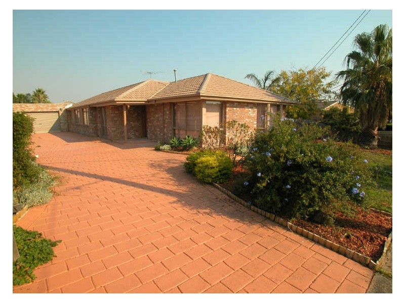 3 Allawah Court, Mill Park VIC 3082