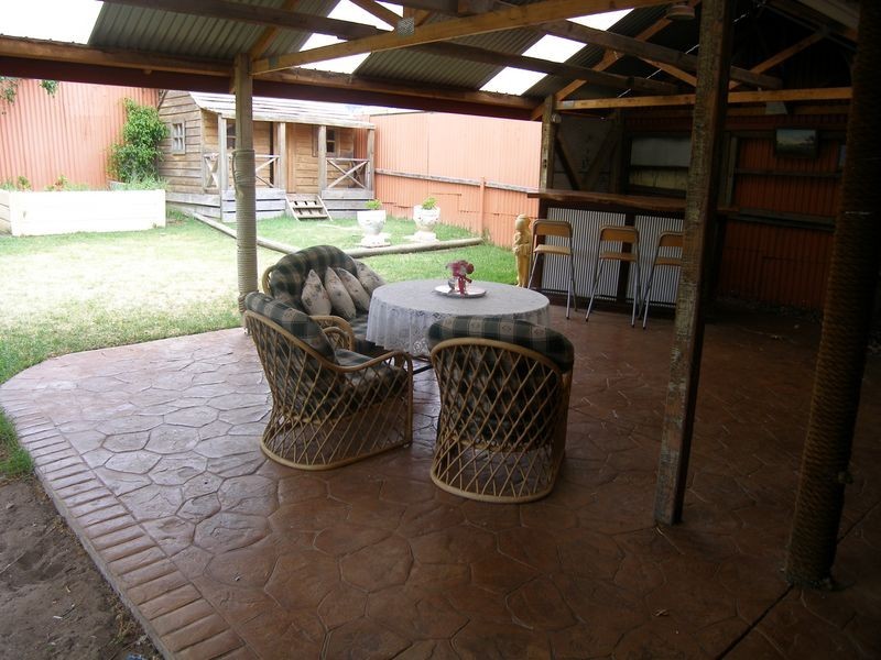 38 Burns Court, Morphett Vale SA 5162