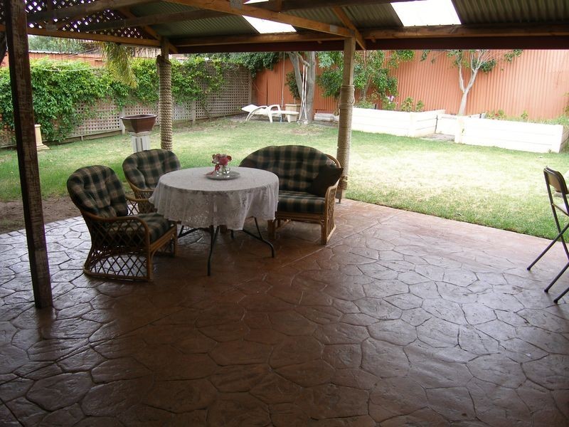 38 Burns Court, Morphett Vale SA 5162