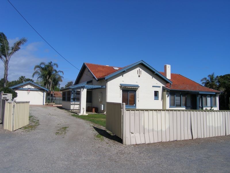 9 Pine Ave, Kingston Park SA 5049