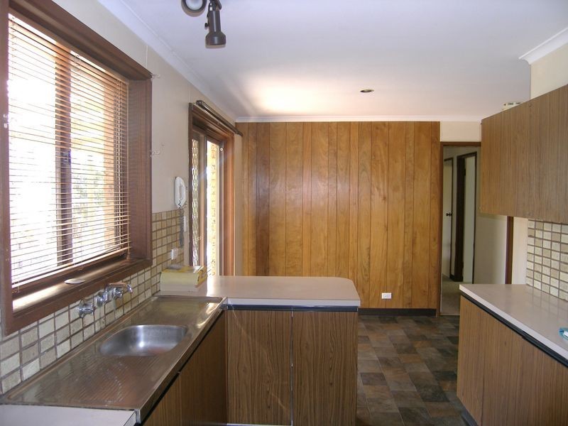 17 Graham Road, Darlington SA 5047