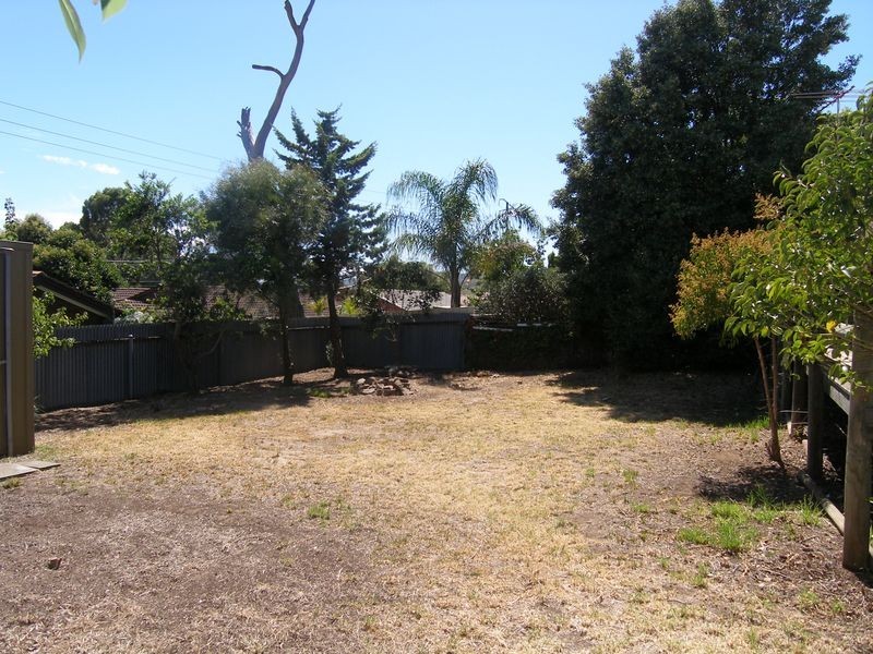 17 Graham Road, Darlington SA 5047