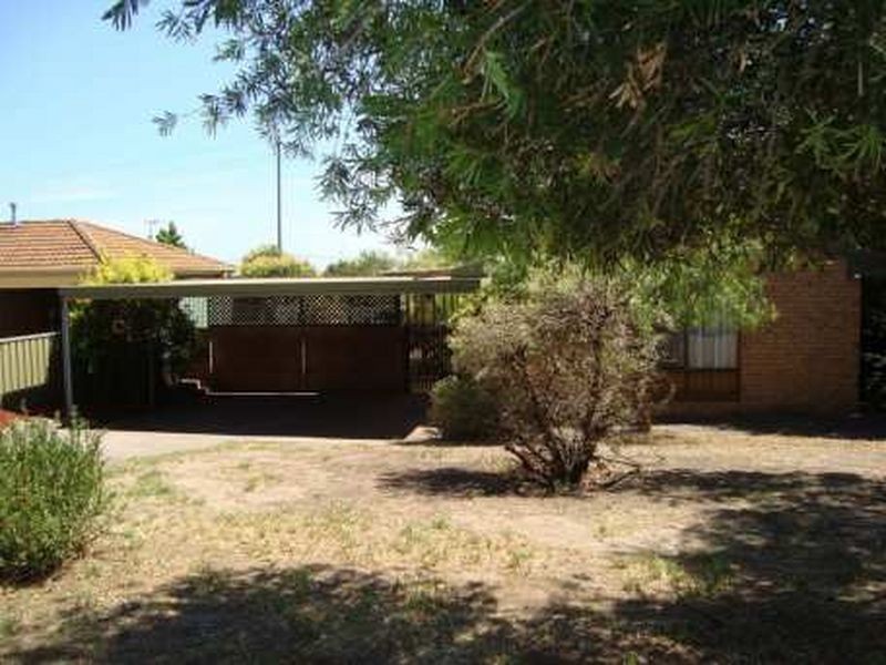 17 Graham Road, Darlington SA 5047