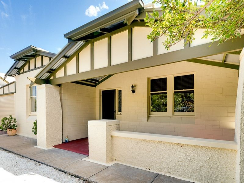 11 Wolseley Tce, Ascot Park SA 5043