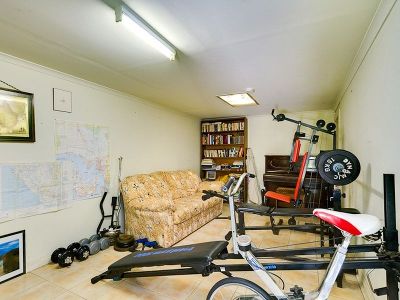 11 Wolseley Tce, Ascot Park SA 5043