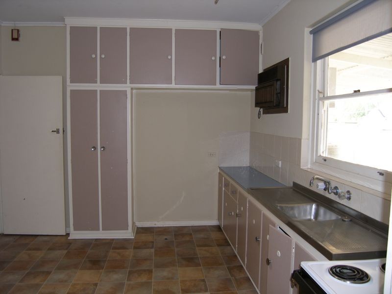 7 Seaforth Ave, Dover Gardens SA 5048