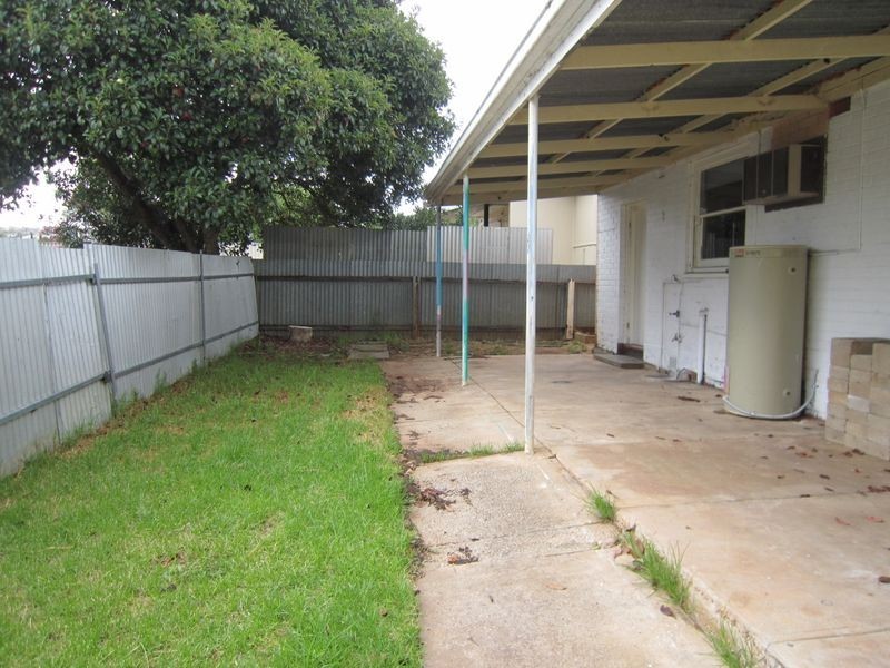 7 Seaforth Ave, Dover Gardens SA 5048