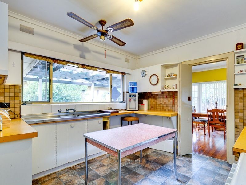 5 Lyall Ave, Panorama SA 5041
