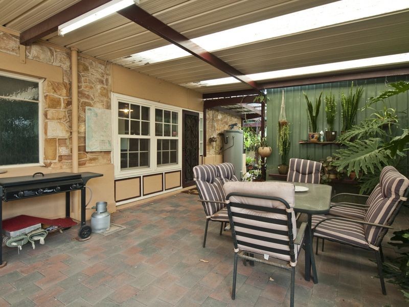8 Kinsale Cresent, Marino SA 5049