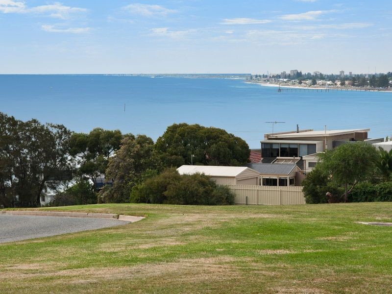 1 Kinsale Cresent, Marino SA 5049